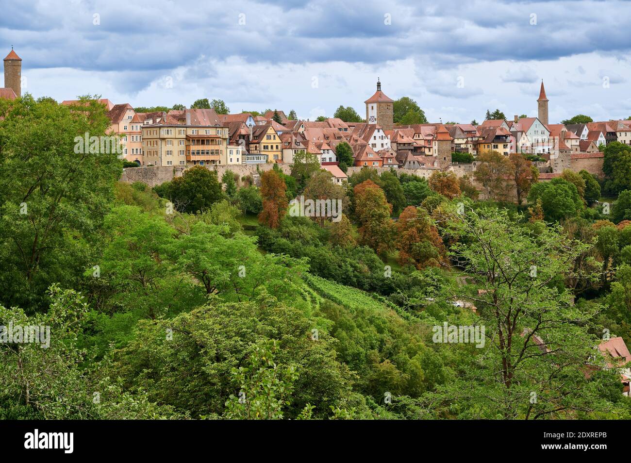 Belle vue sur la ville historique de Rothenburg ob der Tauber, Bavière, Allemagne Banque D'Images