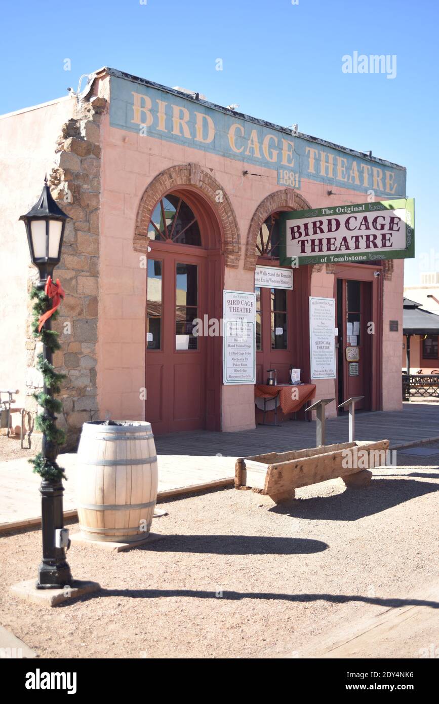 Tombstone, AZ., États-Unis 12/15-16/2020. Bird cage Theatre a offert ce que les mineurs veulent habituellement : alcool, jeux, divertissement et prostitution. Banque D'Images