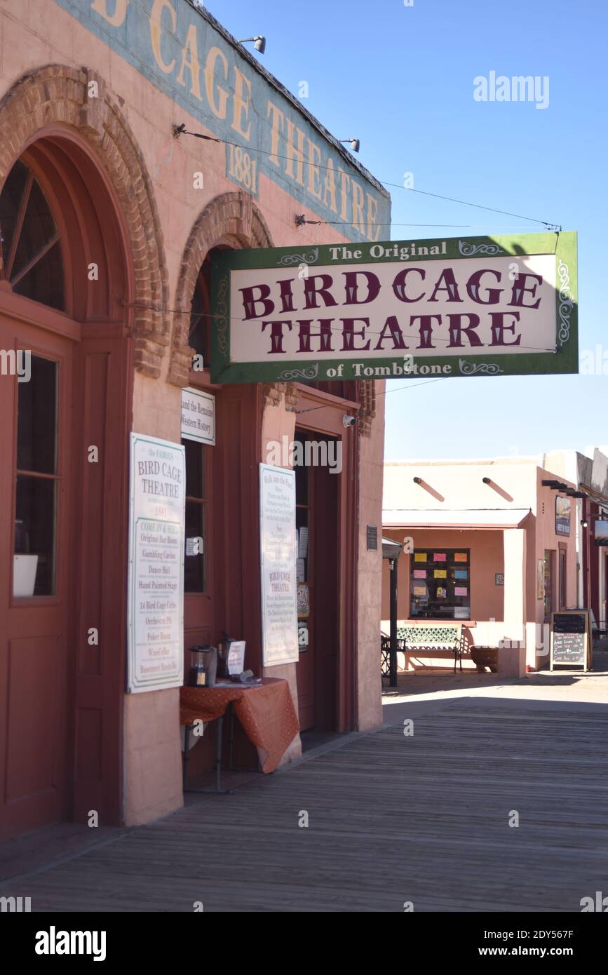 Tombstone, AZ., États-Unis 12/15-16/2020. Bird cage Theatre a offert ce que les mineurs veulent habituellement : alcool, jeux, divertissement et prostitution. Banque D'Images