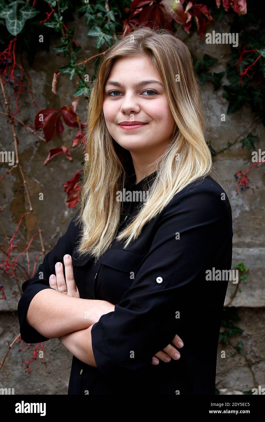 Louane Emera pose pendant la famille Belier Photocall dans le cadre du 23e Festival du film Sarlat 2014 à Sarlat, dans le sud-ouest de la France, le 11 novembre 2013. Photo de Patrick Bernard/ABACAPRESS.COM Banque D'Images