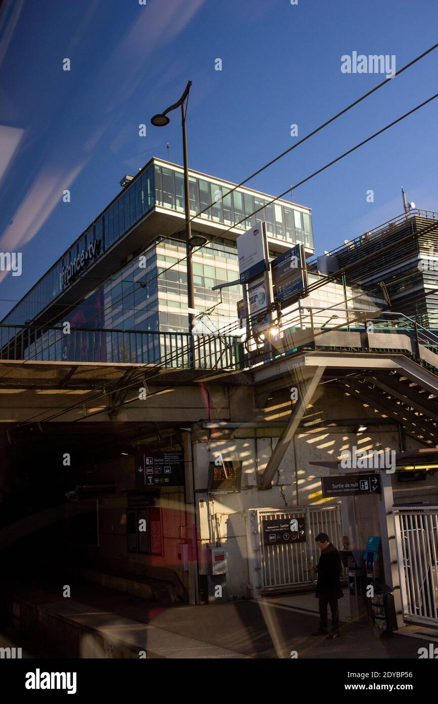 Lllustration de la vie quotidienne à Paris, France. Lllustration du quotidien à Paris en France. Banque D'Images