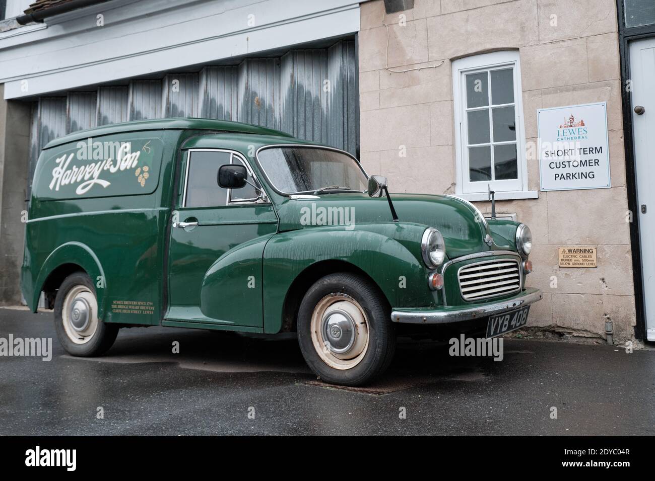 Camion de livraison Harvey & son, camion vert Morris, à Lewes, Royaume-Uni Banque D'Images