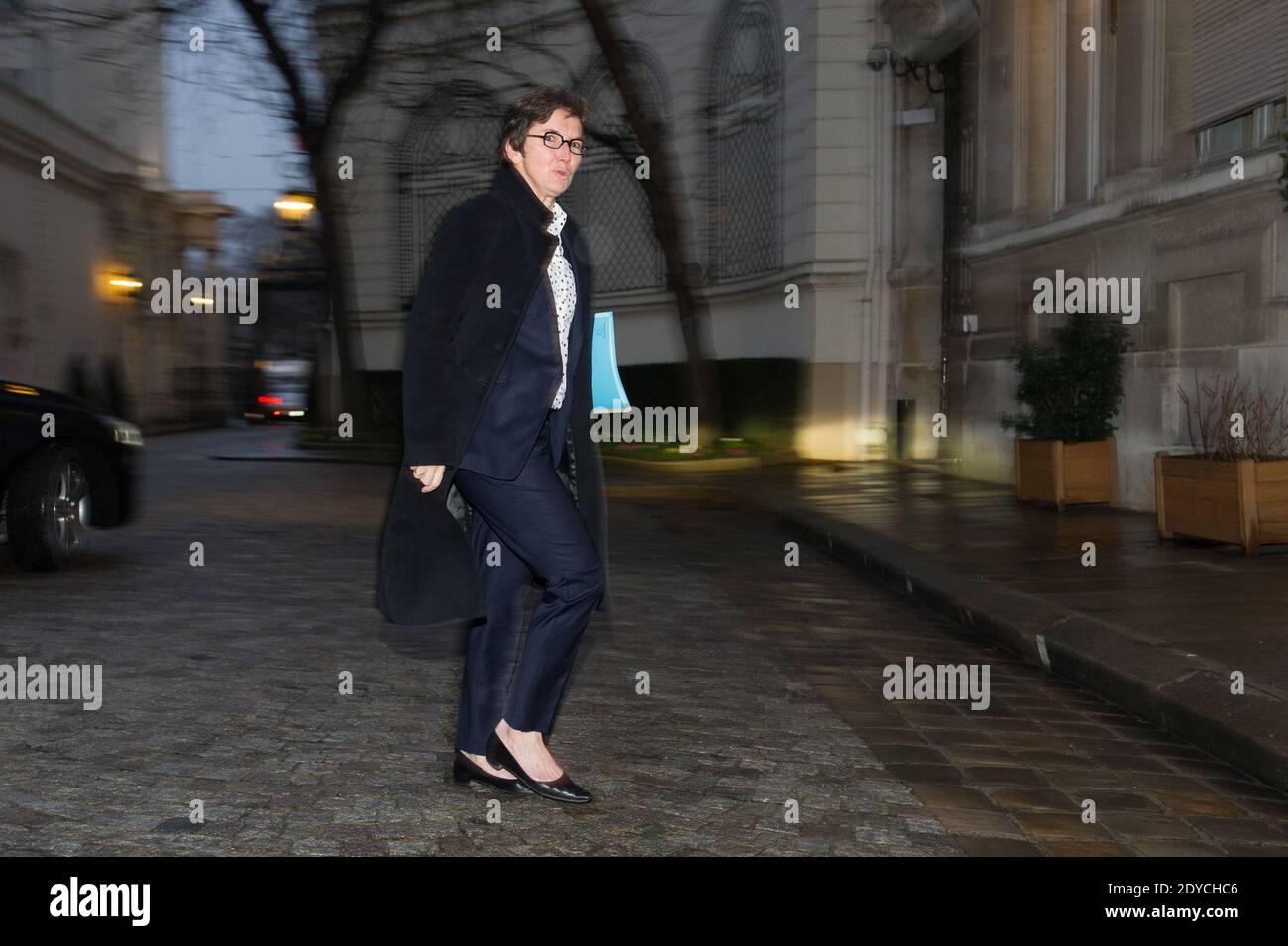 Valerie Fourneyron arrive au ministère de l'intérieur, à Paris, en France, le 3 janvier 2013. Photo de Christophe Guibbbaud/ABACAPRESS.COM Banque D'Images