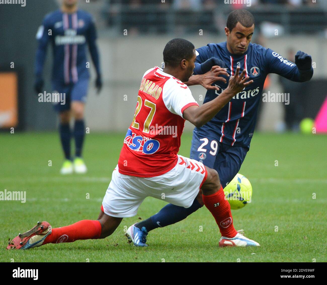 Lucas Moura du PSG lors du match de football de la première Ligue française, Reims contre Paris Saint-Germain au stade de Reims, France, le 2 mars 2013. Reims a gagné 1-0. Photo de Christian Liewig/ABACAPRESS.COM Banque D'Images