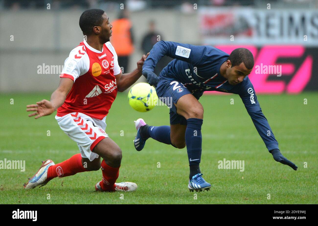 Lucas Moura du PSG lors du match de football de la première Ligue française, Reims contre Paris Saint-Germain au stade de Reims, France, le 2 mars 2013. Reims a gagné 1-0. Photo de Christian Liewig/ABACAPRESS.COM Banque D'Images