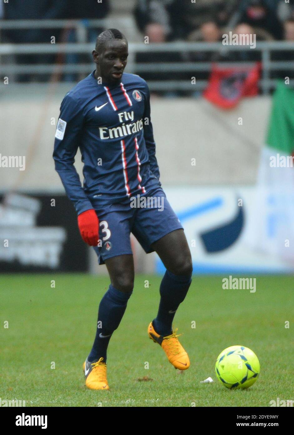 Mamadou Sakho du PSG lors du match de football de la première Ligue française, Reims contre Paris Saint-Germain au stade de Reims, France, le 2 mars 2013. Reims a gagné 1-0. Photo de Christian Liewig/ABACAPRESS.COM Banque D'Images