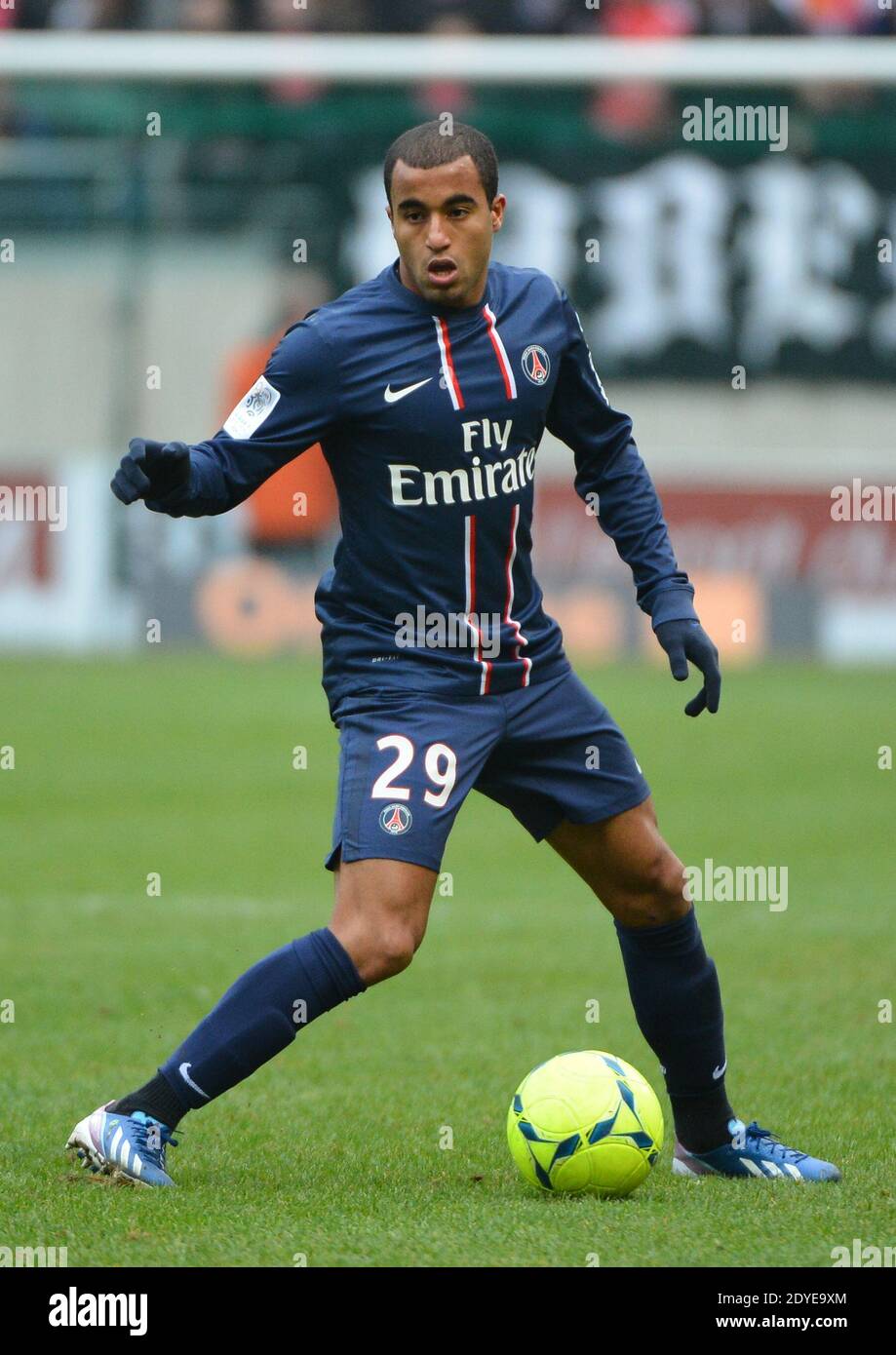 Lucas Moura du PSG lors du match de football de la première Ligue française, Reims contre Paris Saint-Germain au stade de Reims, France, le 2 mars 2013. Reims a gagné 1-0. Photo de Christian Liewig/ABACAPRESS.COM Banque D'Images