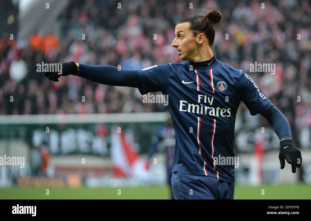 Zlatan Ibrahimovic du PSG lors du match de football de la première Ligue française, Reims contre Paris Saint-Germain au stade de Reims, France, le 2 mars 2013. Reims a gagné 1-0. Photo de Christian Liewig/ABACAPRESS.COM Banque D'Images