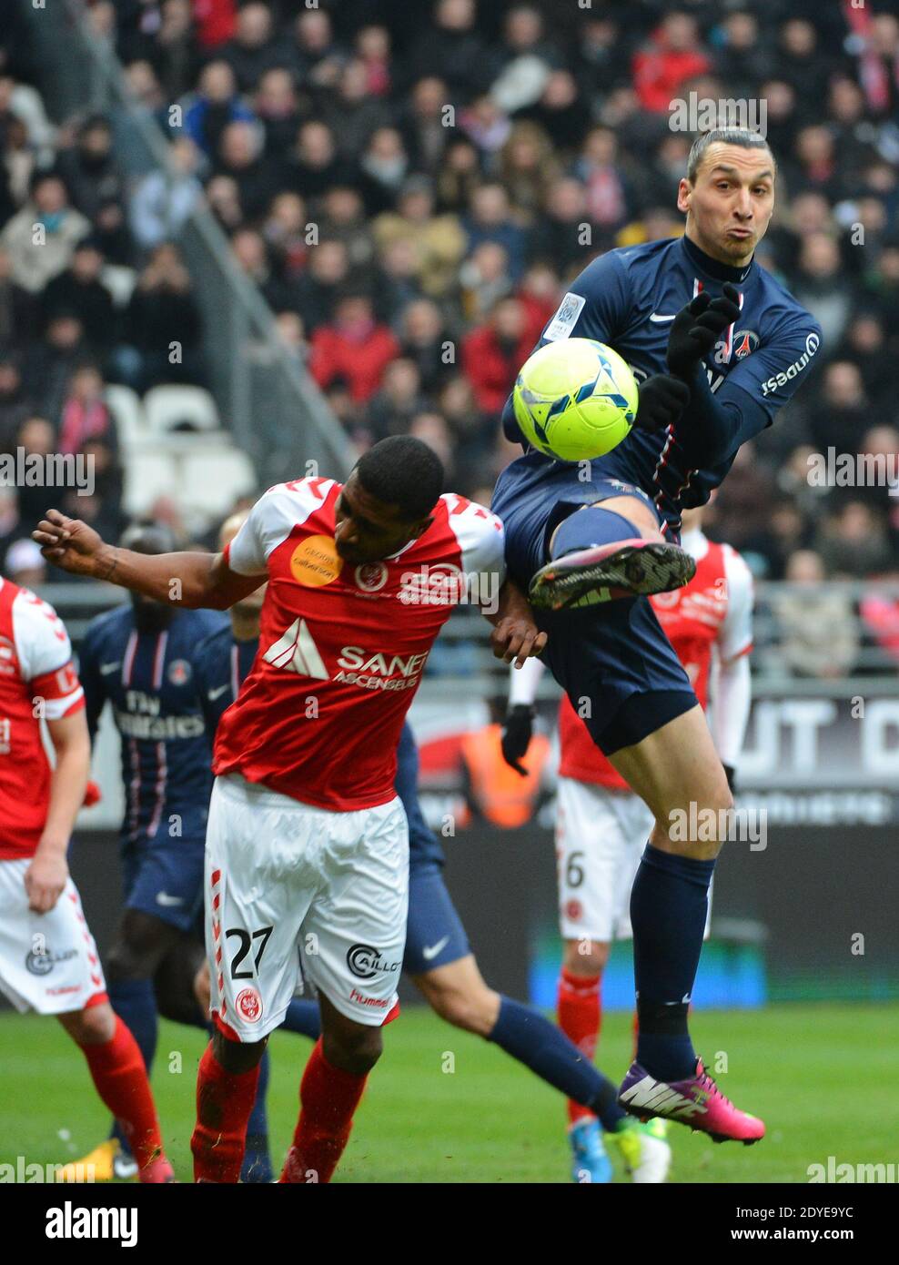 Zlatan Ibrahimovic du PSG lors du match de football de la première Ligue française, Reims contre Paris Saint-Germain au stade de Reims, France, le 2 mars 2013. Reims a gagné 1-0. Photo de Christian Liewig/ABACAPRESS.COM Banque D'Images