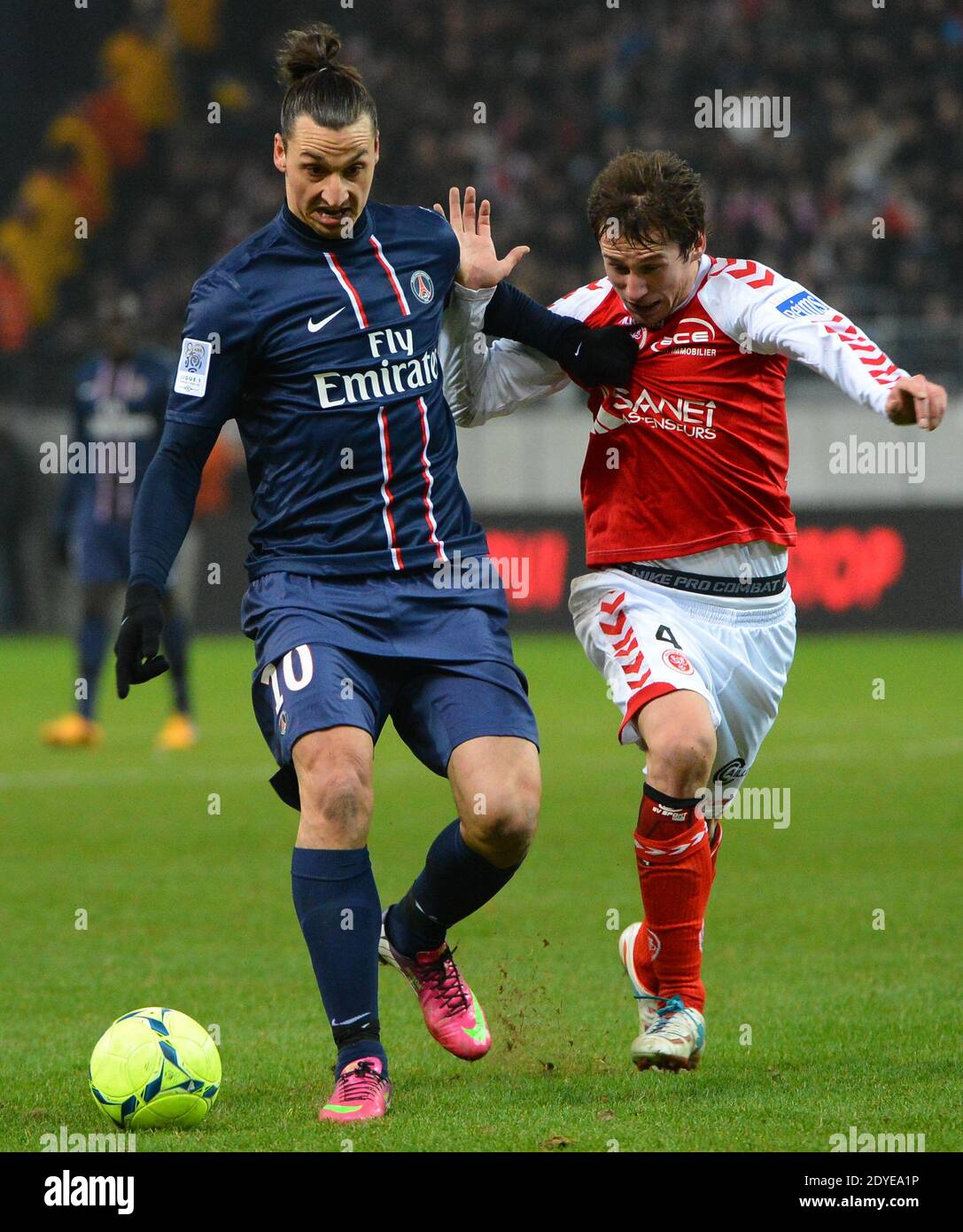 Zlatan Ibrahimovic du PSG lors du match de football de la première Ligue française, Reims contre Paris Saint-Germain au stade de Reims, France, le 2 mars 2013. Reims a gagné 1-0. Photo de Christian Liewig/ABACAPRESS.COM Banque D'Images