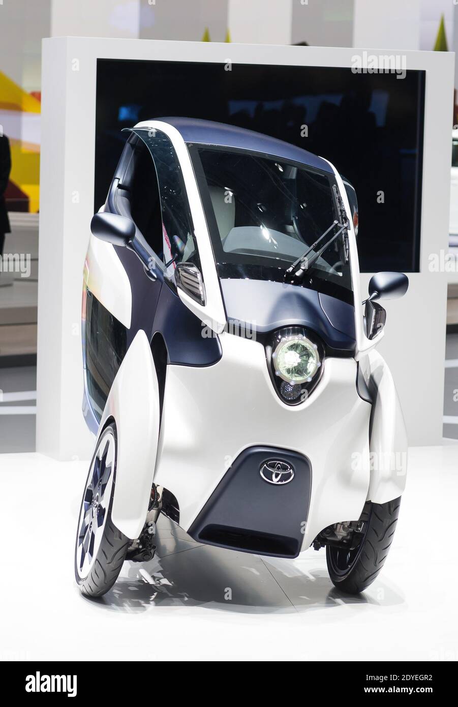 Le prototype i-Road de Toyota est exposé au 83ème salon international de l'automobile de Genève et des accessoires, à Genève, en Suisse, le 6 mars 2013. Photo de Loona/ABACAPRESS.COM Banque D'Images
