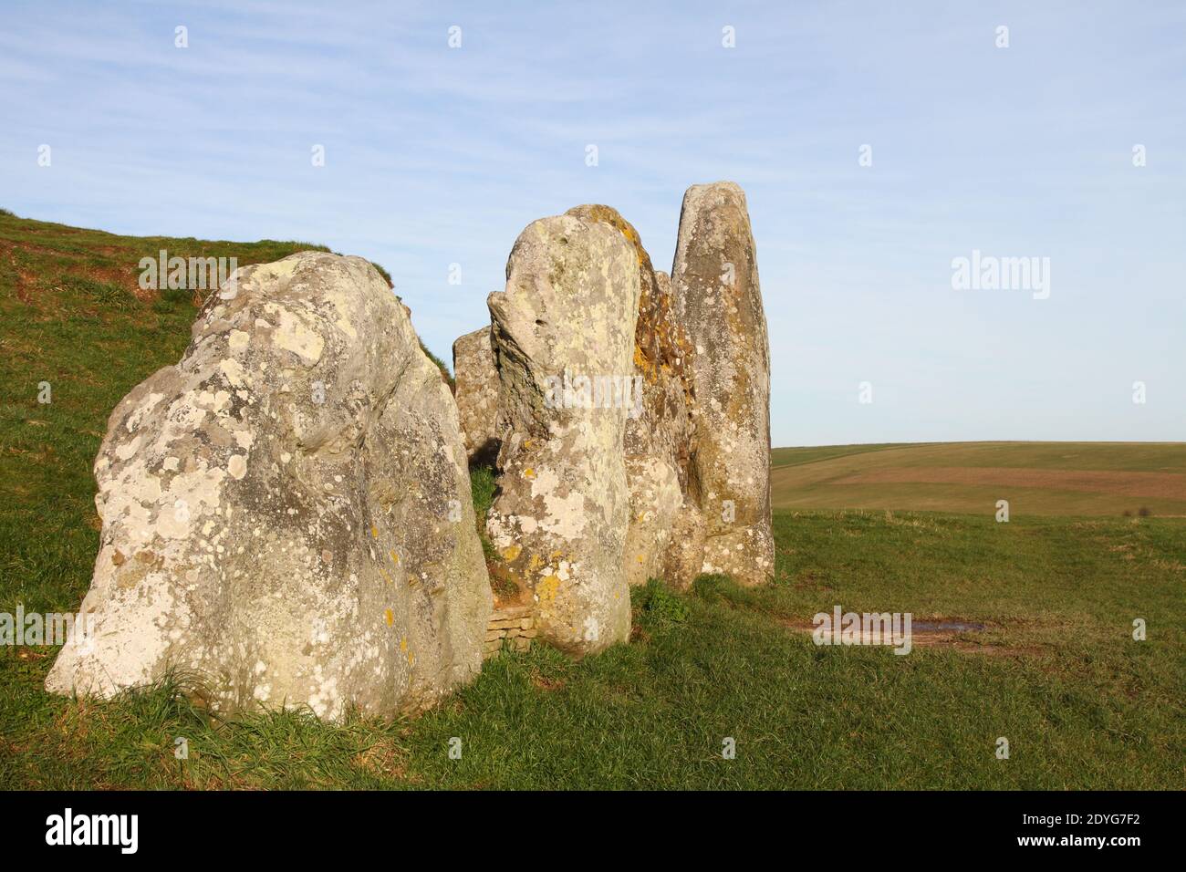 West Kennett long Barrow tombeau néolithique près de Silbury Hill, Wiltshire Banque D'Images