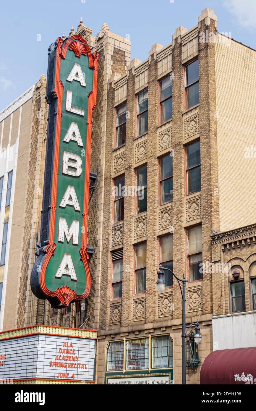 Birmingham Alabama, Third Street North l'Alabama Theatre Theatre, construit 1927 marquis extérieur devant Banque D'Images