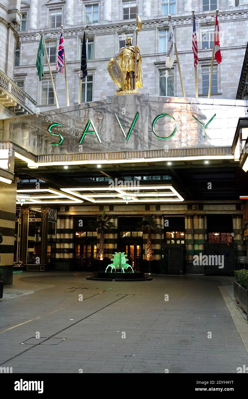 L'hôtel Savoy de Londres sans clients ni majordome Cadeau le jour de Noël 2020 Banque D'Images