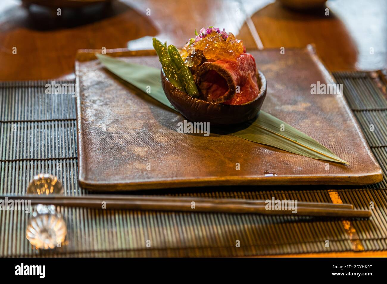 Dîner typiquement japonais par Atsuko Kato Banque D'Images
