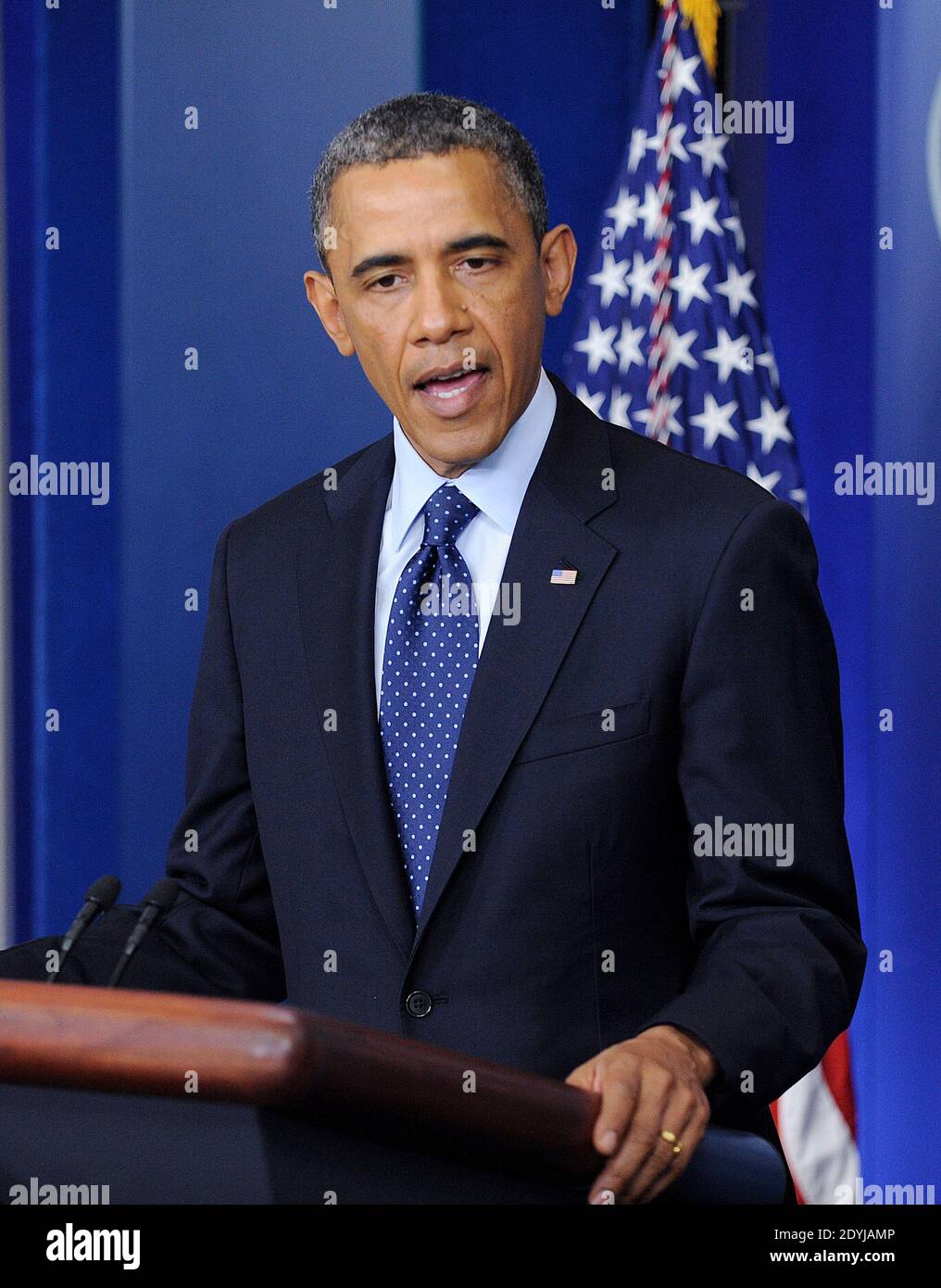 Le président Barack Obama s'exprime lors d'une déclaration à la presse à la suite d'explosions près de la ligne d'arrivée du marathon de Boston dans la salle d'information de la Maison Blanche à Washington, DC, Etats-Unis, le 15 avril 2013. Photo par Olivier Douliery/ABACAPRESS.COM Banque D'Images