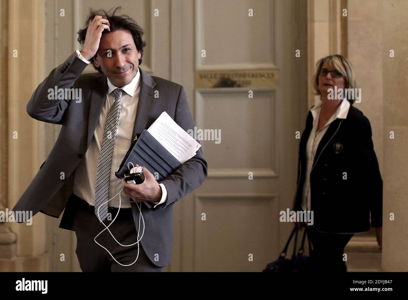 Le député d'Essonne, Jérôme Guedj, est photographié à la salle des quatre colonnes à l'Assemblée nationale, à Paris, le 16 avril 2013. Photo de Stephane Lemouton/ABACAPRESS.COM Banque D'Images
