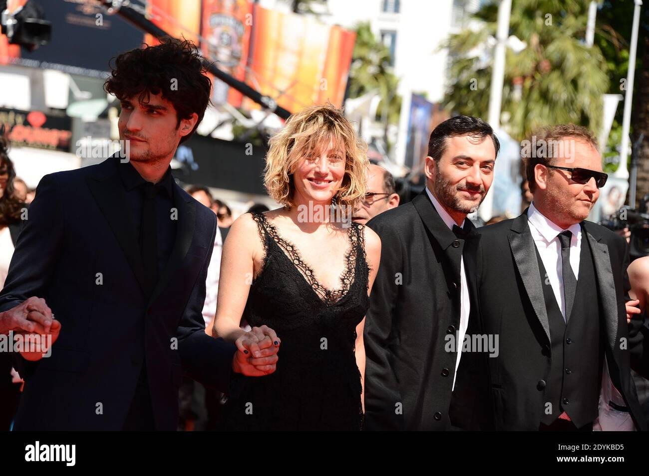 Valeria Bruni-Tedeschi, Louis Garrel, Filippo Timi arrivant pour un Château en Italie, au Palais des Festivals dans le cadre du 66e Festival de Cannes, France, le 20 mai 2013. Photo de Nicolas Briquet/ABACAPRESS.COM Banque D'Images