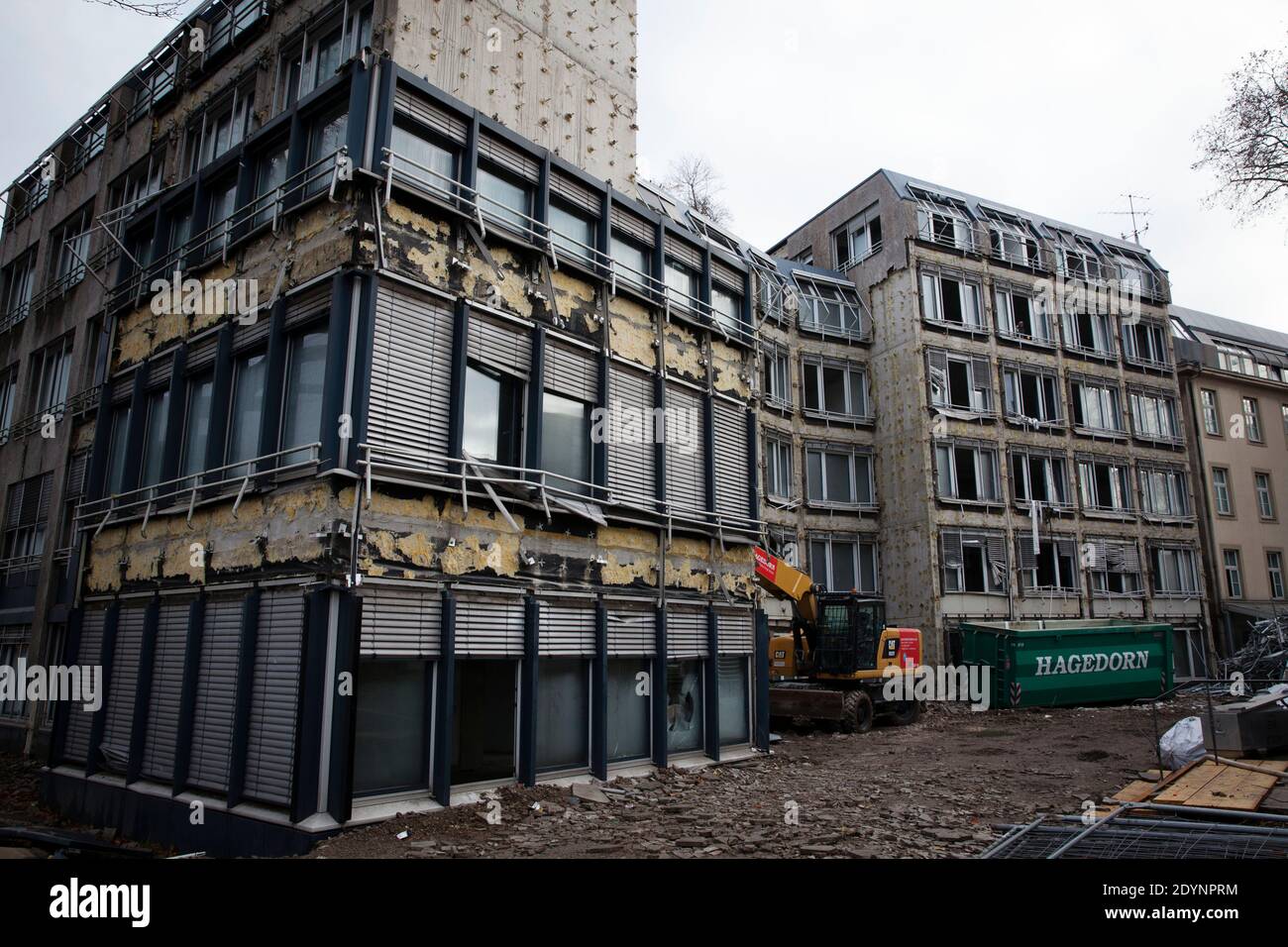 Démolition de l'ancien bâtiment de la Zurich Insurance Company sur Riehler Strasse, Cologne, Allemagne. Briss of bisherigen Buerogebaeudeareal Banque D'Images