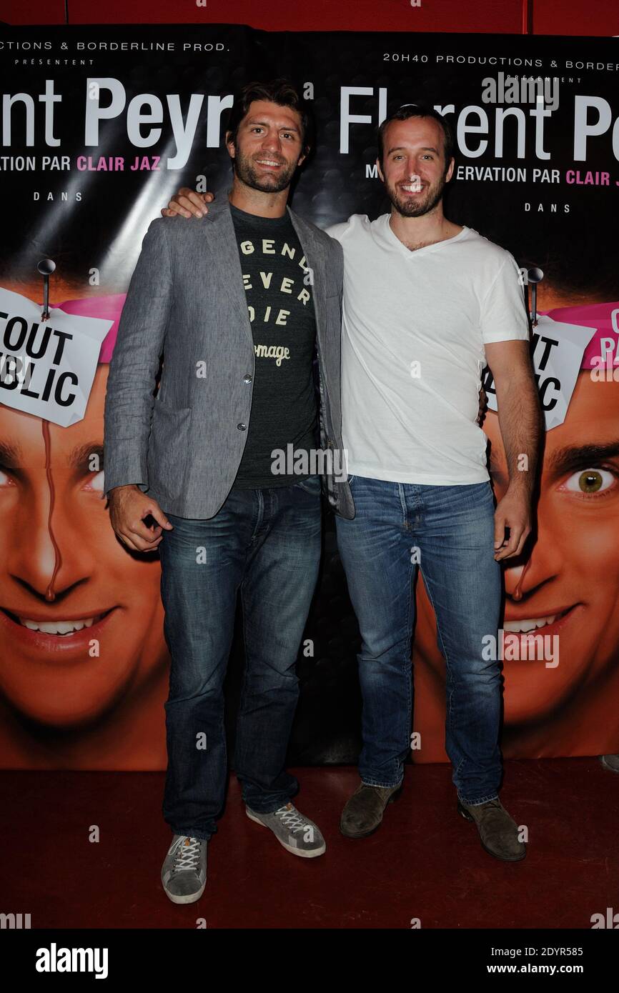 Raphael Poulain et Pierre Rabadan assistent au spectacle Florent Peyre à la Cigale à Paris, France, le 4 juillet 2013. Photo d'Alban Wyters/ABACAPRESS.COM Banque D'Images