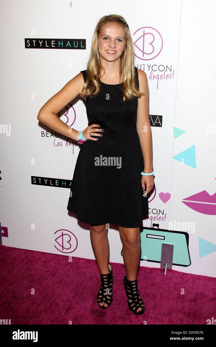 Lauren Suthers arrive au BeautyCon Summit Hollywood qui s'est tenu aux studios Siren à Hollywood, Los Angeles, CA, États-Unis le 24 août 2013. Photo de Lisa Fierro/ABACAPRESS.COM Banque D'Images