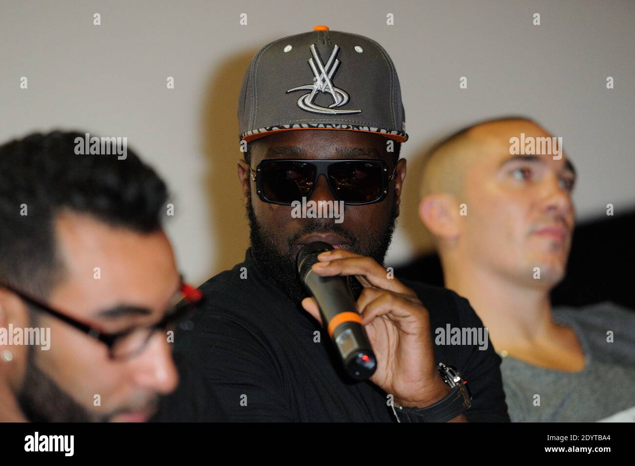 Maitre GIMS participe à la conférence de presse Urban Peace 3 à Paris, France, le 05 septembre 2013. Photo d'Alban Wyters/ABACAPRESS.COM Banque D'Images