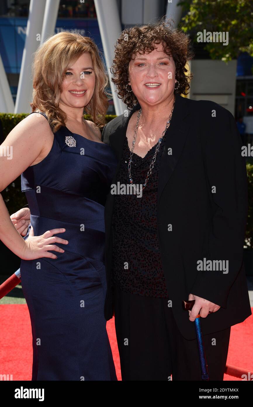 Dot-Marie Jones et Bridgett Casteen assistent aux Creative Arts Emmy Awards au Nokia Theatre L.A. Vivre à Los Angeles, CA, USA, le 15 septembre 2013. Photo de Lionel Hahn/ABACAPRESS.COM Banque D'Images