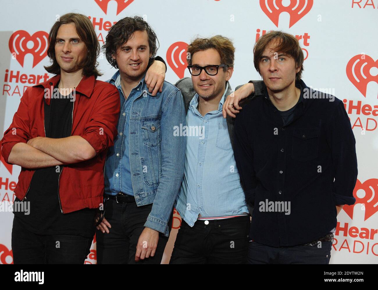 Christian Mazzalai, Laurent Brancowitz, Thomas Mars et Deck d'Arcy de Phoenix posent dans la salle de presse du festival de musique iHeartRadio 2013 au MGM Grand Arena de Las Vegas, NV, Etats-Unis, le 21 septembre 2013. Photo de Lionel Hahn/ABACAPRESS.COM Banque D'Images