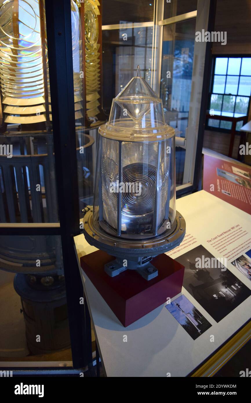 Lentille de Fresnel du phare de point Loma exposée dans le musée du phare. Banque D'Images
