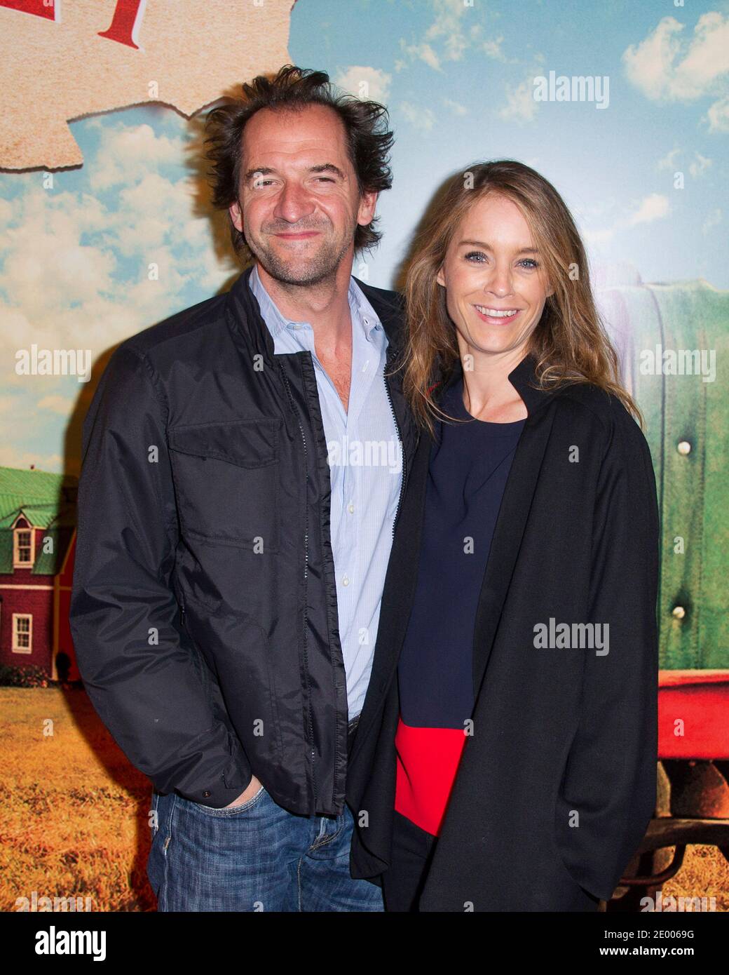 Stephane de Groodt et sa femme arrivent à la première de l'extravagant Voyage du Jeune et Prodicieux T.S. Spivet à l'Opéra de Gaumont à Paris, France, le 8 octobre 2013. Photo de Laurent Zabulon/ABACAPRESS.COM Banque D'Images