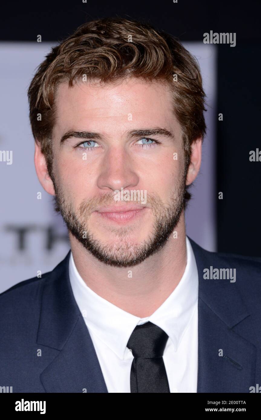 Liam Hemsworth arrive à la première de Marvel's 'Thor: The Dark World' au théâtre El Capitan à Los Angeles, CA, USA, le 4 novembre 2013. Photo de Lionel Hahn/ABACAPRESS.COM Banque D'Images