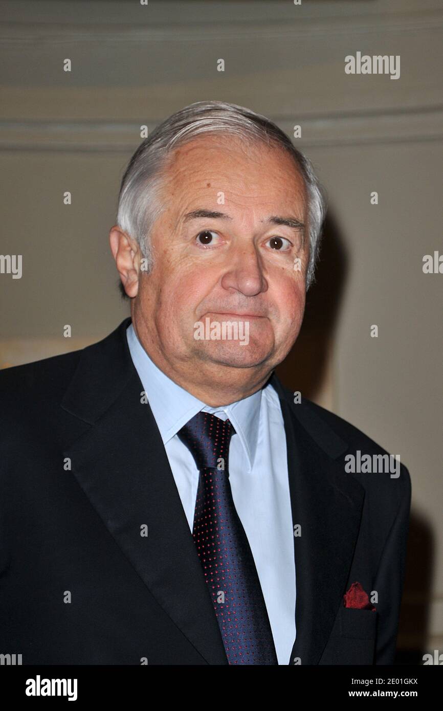 Jacques Maillot assiste à la cérémonie de remise des prix Alphonse-Allais  2013 qui s'est tenue à la salle Louis Lumiere à Paris, France, le 2  décembre 2013. Photo de Thierry Plessis/ABACAPRESS.COM Photo