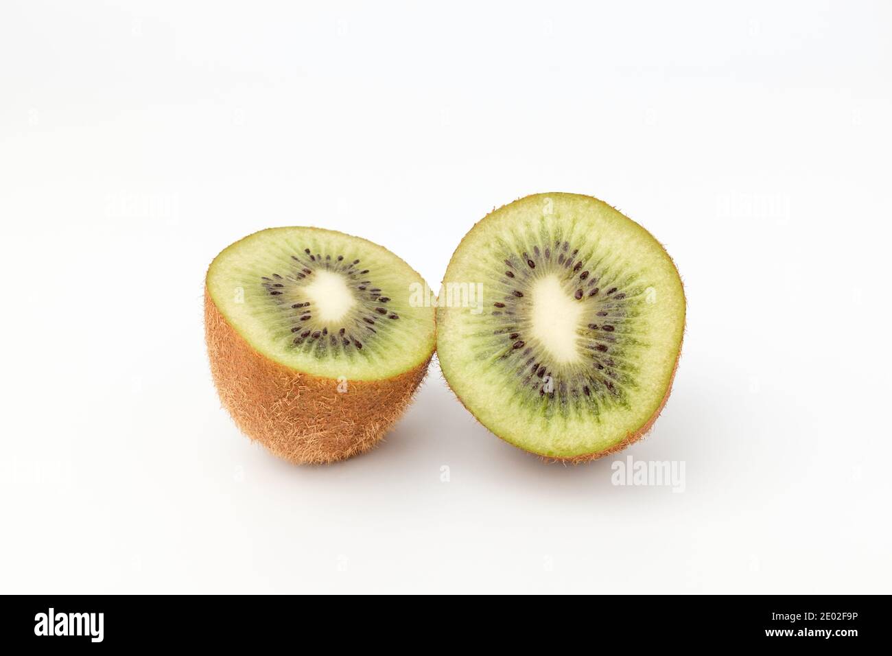 Comment Couper Un Kiwi En étoile Fruit à la chair verte. Fruits doux et aigre. Dessert de fruits doux Photo  Stock - Alamy