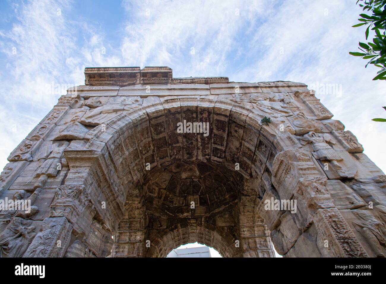 L'Arc de Marcus Aurelius qui est la seule structure entièrement debout qui reste de l'ère romaine OEA qui se trouve dans la capitale de la Libye, Tripoli. Banque D'Images