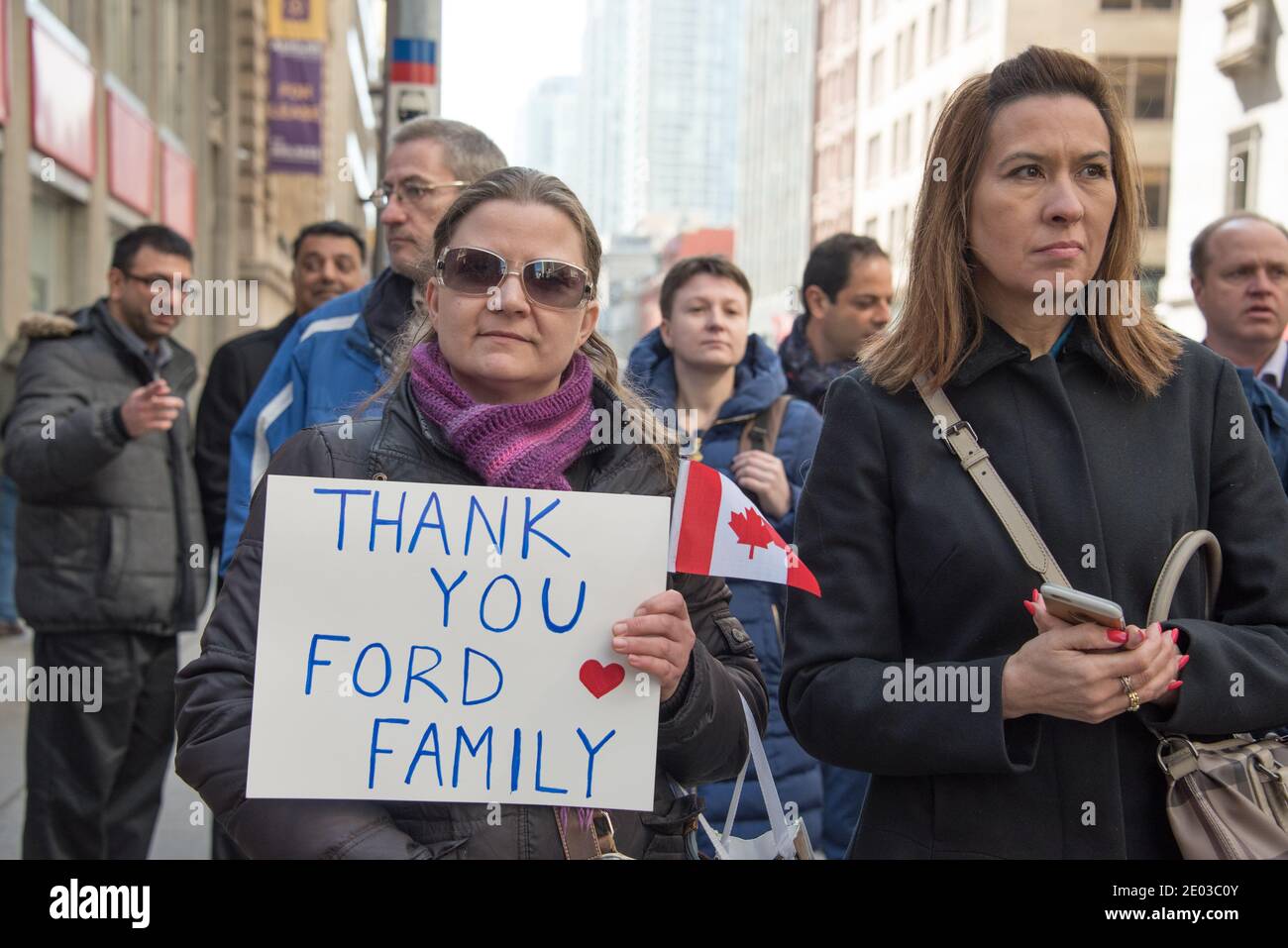 Grand public participant aux funérailles de Rob Ford, Toronto, Canada-mars 2016 Banque D'Images