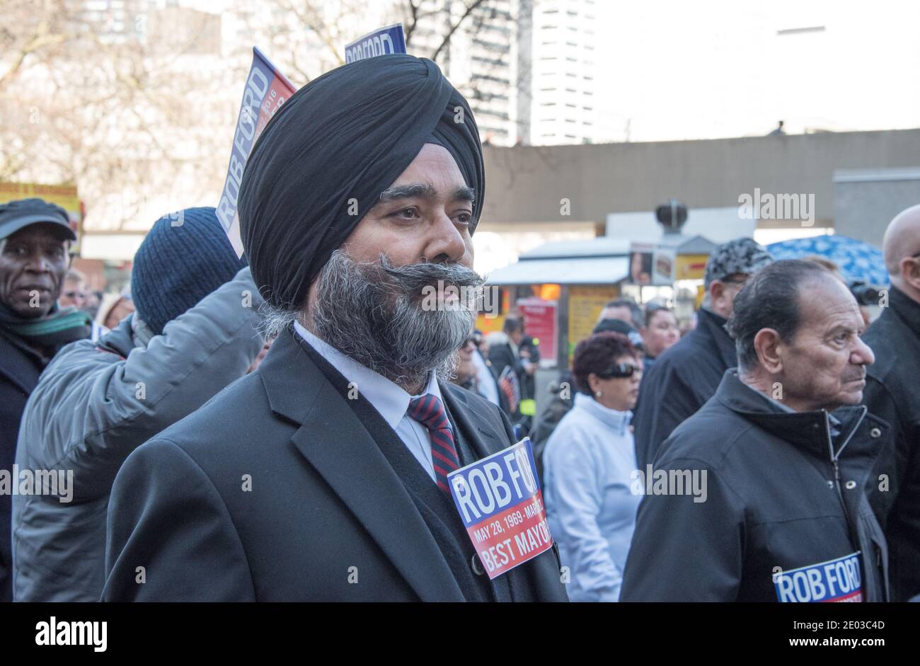 Grand public participant aux funérailles de Rob Ford, Toronto, Canada-mars 2016 Banque D'Images