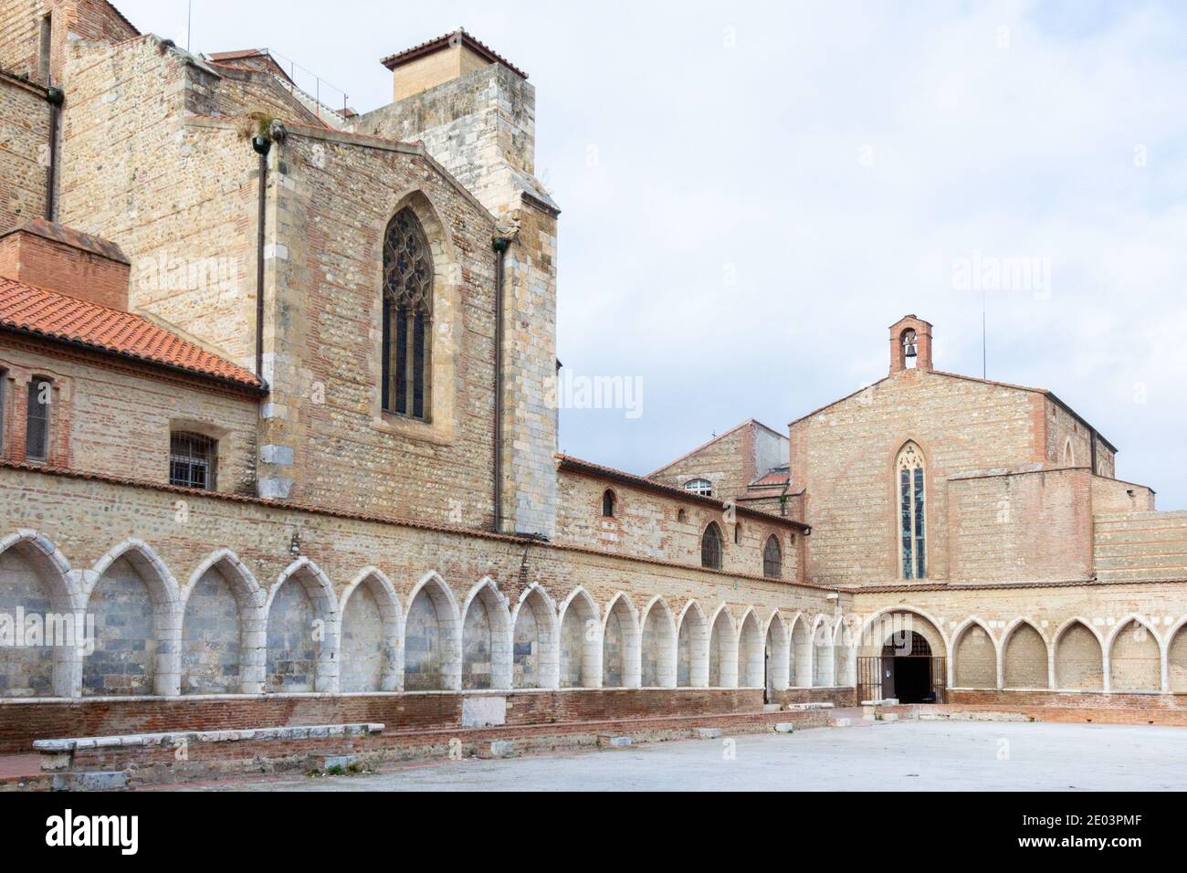 Le Campo Santo à Perpignan, France Banque D'Images Le Campo Santo à Perpignan, France Banque D'Images