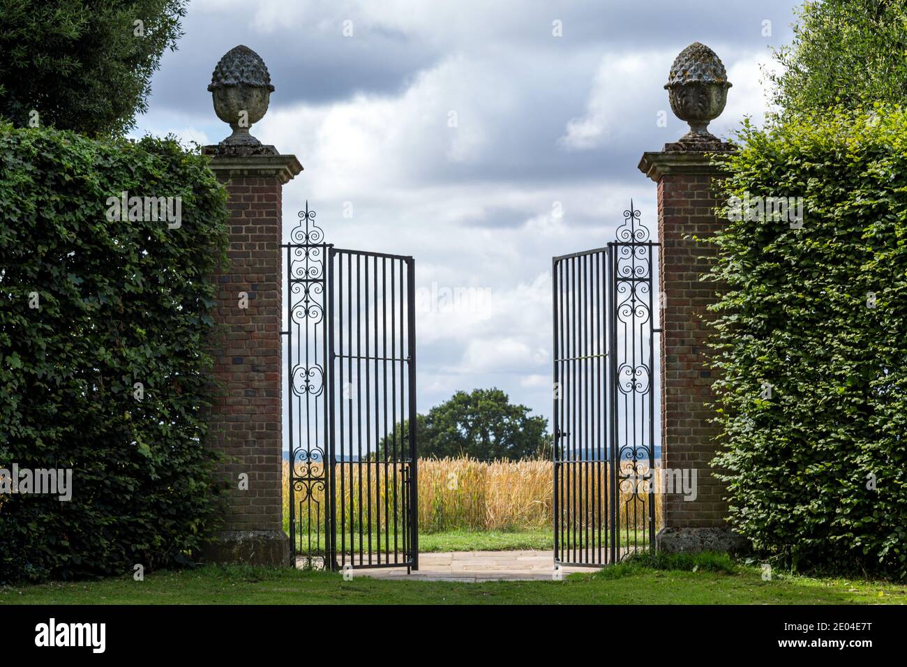 Les beaux jardins en été à Hidcote Manor Garden dans les Cotswolds, Hidcote, Gloucestershire, Angleterre. Banque D'Images