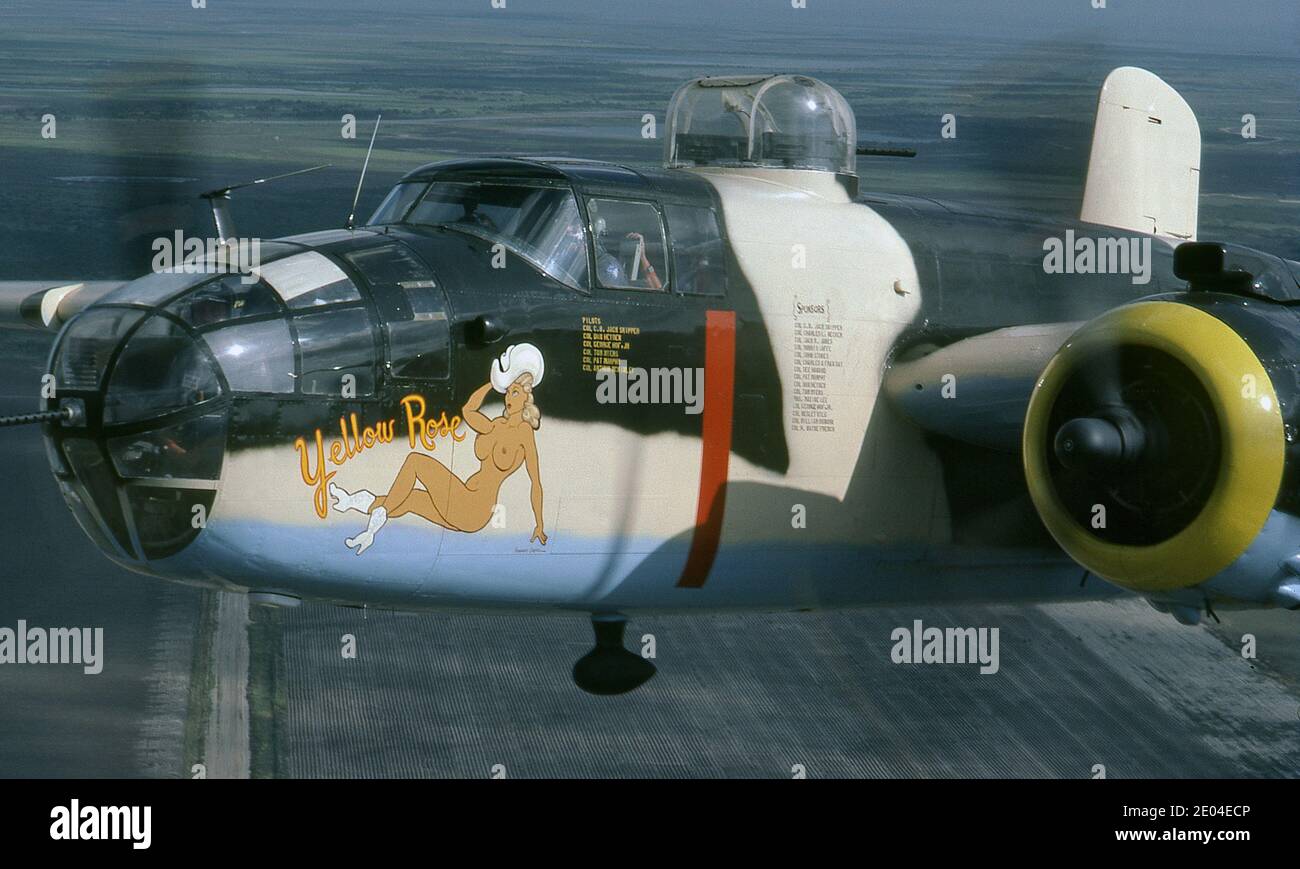 Décoration et art folklorique personnalisé peint sur un avion de combat militaire Banque D'Images