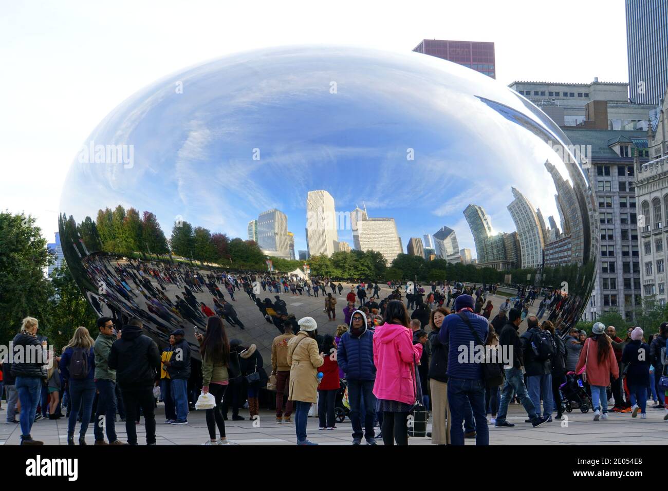 Chicago, Illinois, États-Unis - 13 octobre 2018 - Cloud Gate, également connu sous le nom de « The Bean », un site touristique populaire au Millennium Park dans la ville Banque D'Images