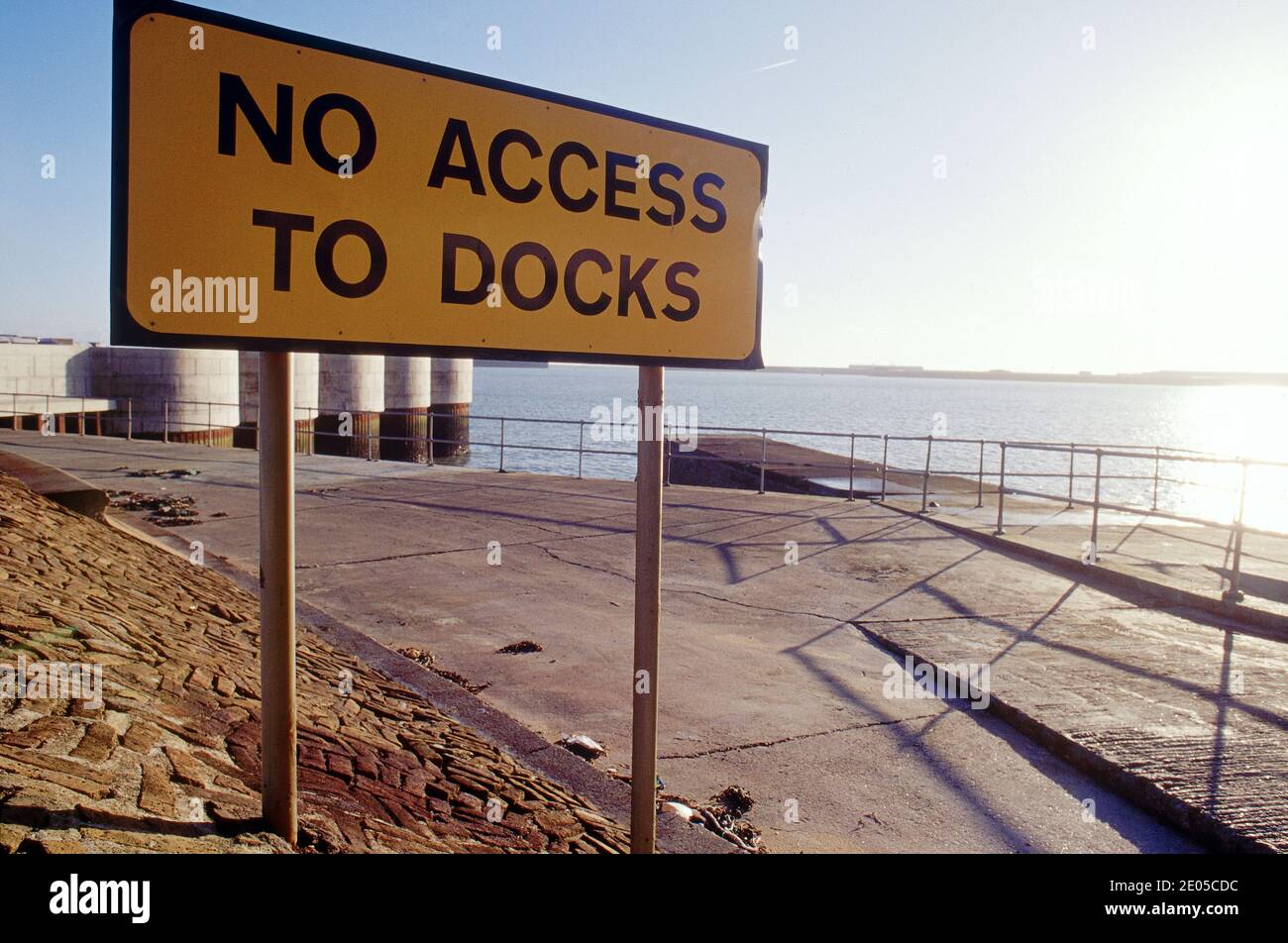 Grande-Bretagne /Kent/ Douvres / pas d'accès au panneau des quais au port de Douvres . Banque D'Images