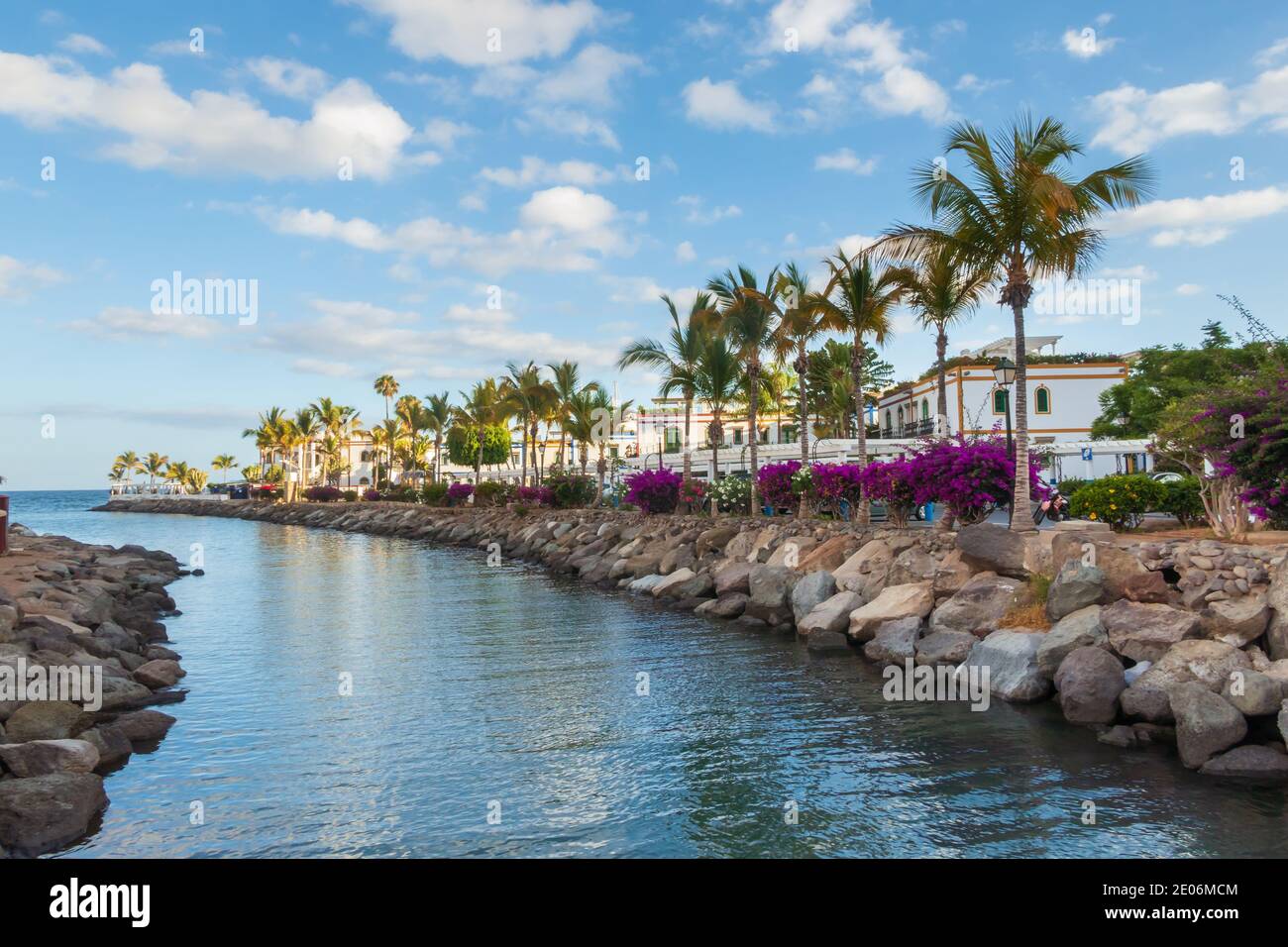 Vue sur Puerto de Mogan, une très belle et colorée ville de pêcheurs de Gran Canaria, îles canaries, Espagne Banque D'Images