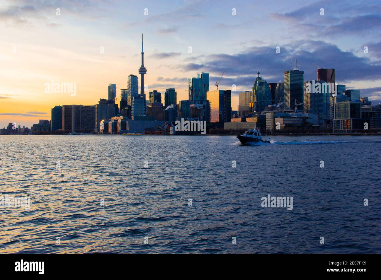 Vue sur Toronto au coucher du soleil Banque D'Images