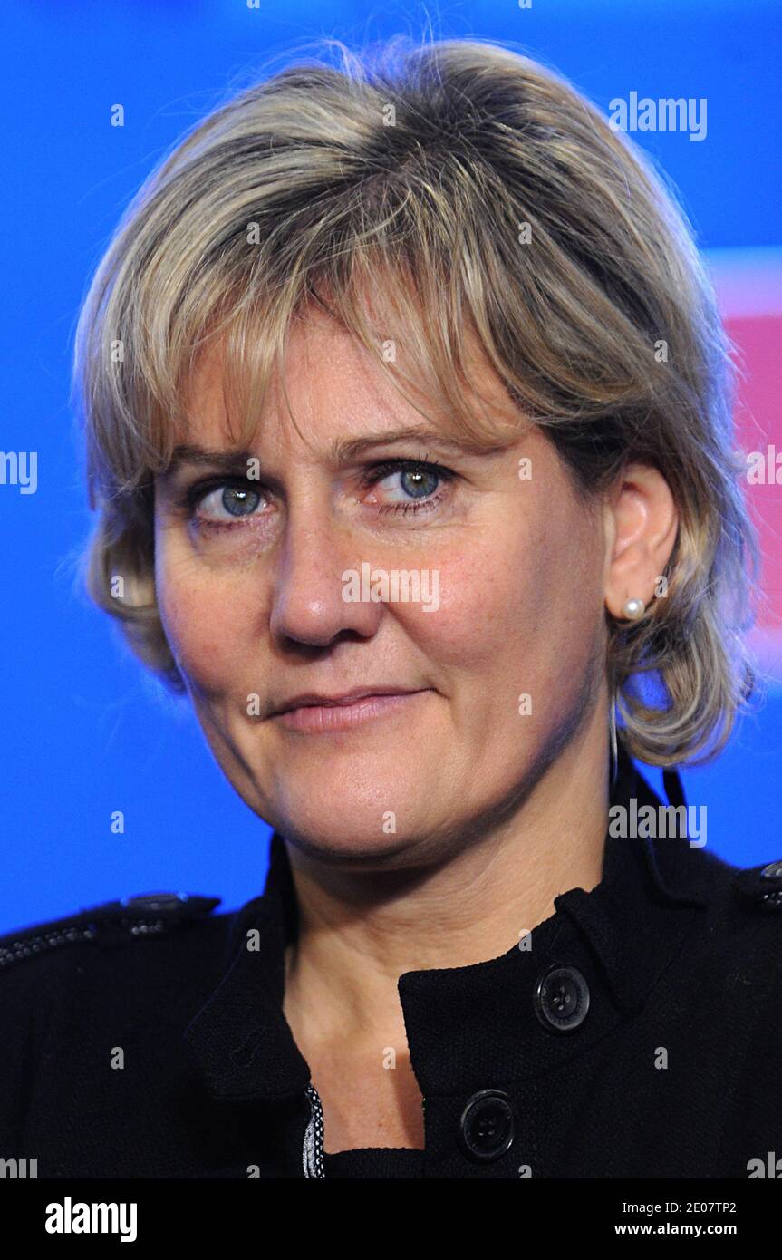 Nadine Morano participe au nouvel an à la presse au nouveau siège de l'UMP à Paris, France, le 4 janvier 2012. Photo de Giancarlo Gorassini/ABACAPRESS.COM Banque D'Images