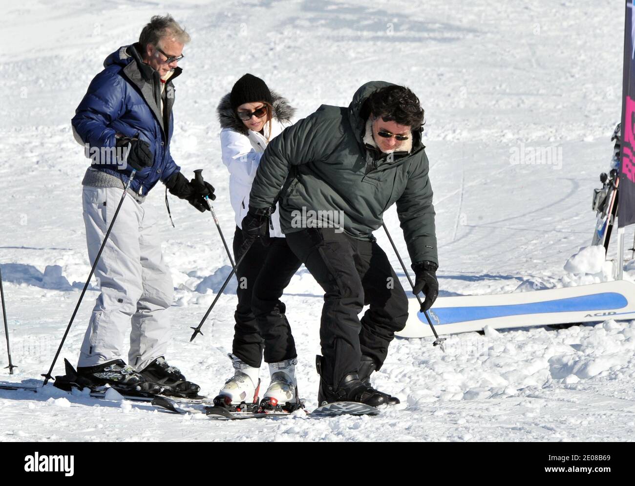 Franck Dubosc Vanessa Demouy et Philippe Lellouche lors du 15e Festival du film comique de l'Alpe d'Huez qui s'est tenu à l'Alpe d'Huez, France, le 18 janvier 2012. Photo de Charriau-Marechal/ABACAPRESS.COM Banque D'Images