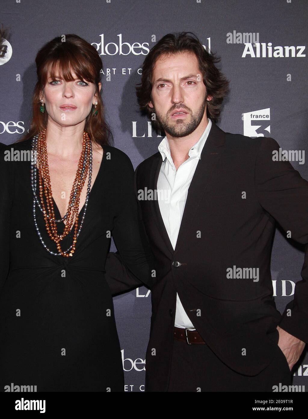 Gwendoline Hamon et Frederic Diefenthal ont assisté au 7e prix 'Globes de Cristal' qui s'est tenu au Lido à Paris, en France, le 6 février 2012. Photo de Denis Guignebourg/ABACAPRESS.COM Banque D'Images