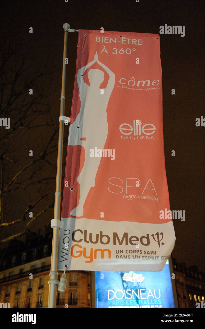 Club Med Gym (Waou porte Maillot) affinité SPA et venez la fête d'ouverture  de cantine, à Paris, France, le 16 février 2012. Photo d'Alban  Wyters/ABACAPRESS.COM Photo Stock - Alamy