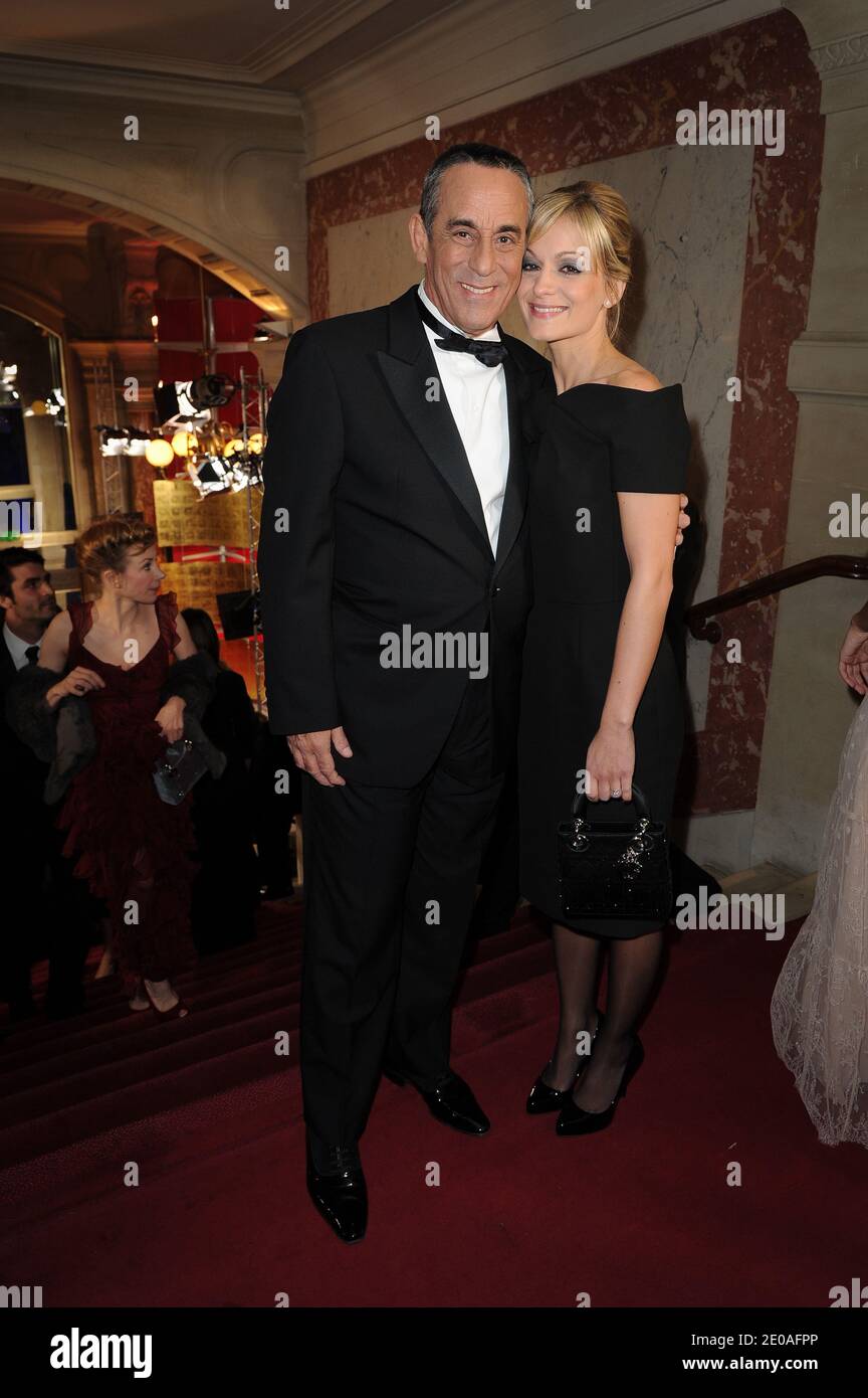 Thierry Ardisson et Audrey Crespo Mara assistent à la 37e cérémonie annuelle des césarars au Théâtre du Châtelet à Paris, le 24 février 2012. Photo de Nicolas Gouhier/ABACAPRESS.COM Banque D'Images