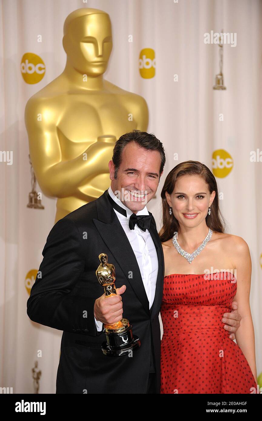 Jean Dujardin reçoit le prix du meilleur acteur, reçu pour l'artiste ...