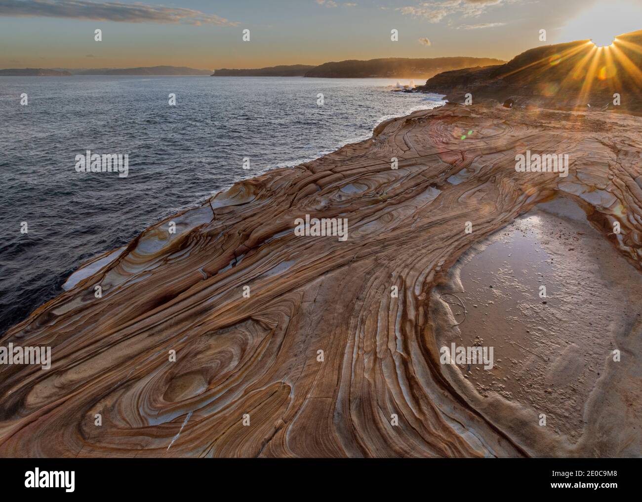 promenade côtière de bouddi sous le soleil Banque D'Images
